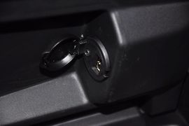 2013款标致3008