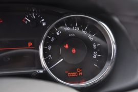 2013款标致3008