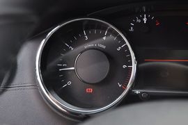 2013款标致3008
