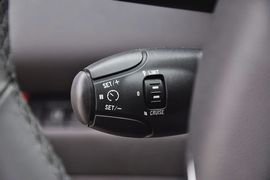 2013款标致3008