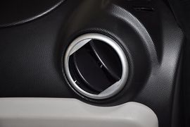 2012款长安奔奔mini