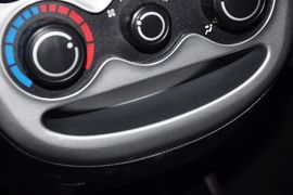 2012款长安奔奔mini