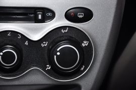 2012款长安奔奔mini