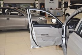 2012款长安悦翔V3