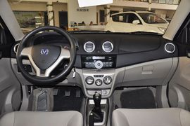 2012款长安悦翔V3