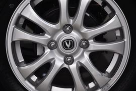 2012款长安悦翔V3