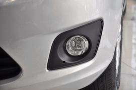 2012款长安悦翔V3