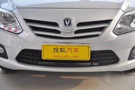 2012款长安悦翔V3