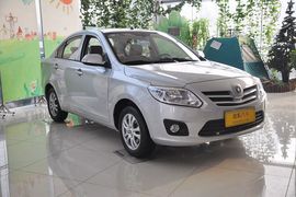 2012款长安悦翔V3