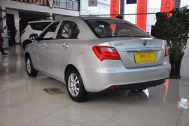 2012款长安悦翔V3