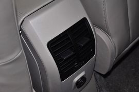 2013款福特翼虎1.6GTDi精英型
