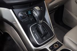 2013款福特翼虎1.6GTDi精英型