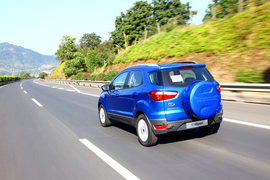 试驾2013款福特翼搏1.0T