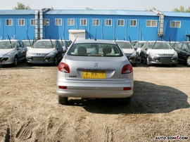 2008款东风标致207三厢版