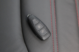 试驾2013款福特翼搏1.0T