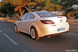 2009款马自达6四门版