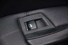 2012款宝马528i