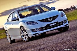 2009款马自达6四门版