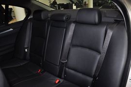 2012款宝马528i