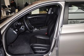 2012款宝马528i