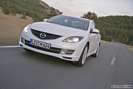 2009款马自达6四门版