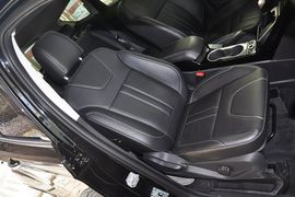 2013款福特翼虎2.0GTDi自动运动型到店实拍