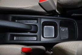 2011款本田飞度1.3L手动舒适版到店实拍