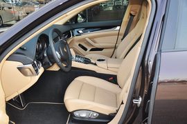 2013款保时捷Panamera
