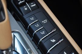 2013款保时捷Panamera