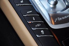 2013款保时捷Panamera