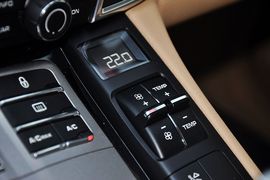 2013款保时捷Panamera