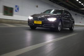 2013款宝马335Li风尚型深度试驾