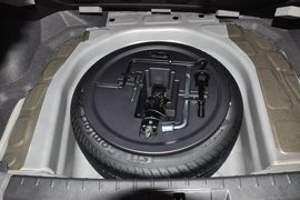 2013款帝豪EC715手动精英型到店实拍
