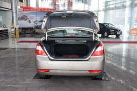 2013款帝豪EC715手动精英型到店实拍