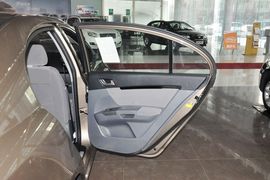 2013款帝豪EC715手动精英型到店实拍