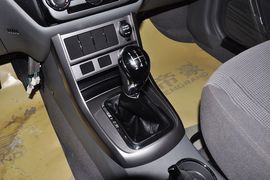 2013款帝豪EC715手动精英型到店实拍