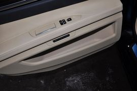 2013款宝马740Li