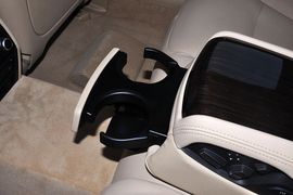 2013款宝马740Li