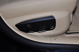 2013款宝马740Li