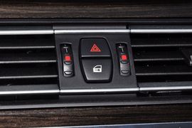 2013款宝马740Li