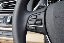 2013款宝马740Li