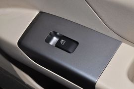 2013款帝豪EC718手动旗舰型