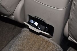 2013款帝豪EC718手动旗舰型