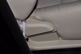 2013款帝豪EC718手动旗舰型