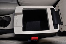 2013款帝豪EC718手动旗舰型