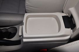 2013款帝豪EC718手动旗舰型