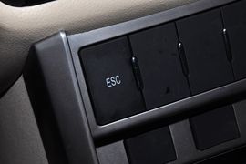 2013款帝豪EC718手动旗舰型