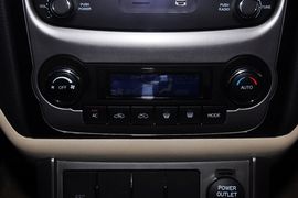 2013款帝豪EC718手动旗舰型