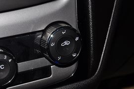 2013款帝豪EC715RV手动精英型到店实拍