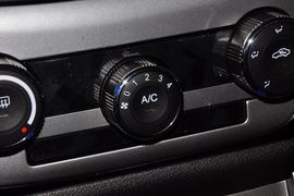 2013款帝豪EC715RV手动精英型到店实拍